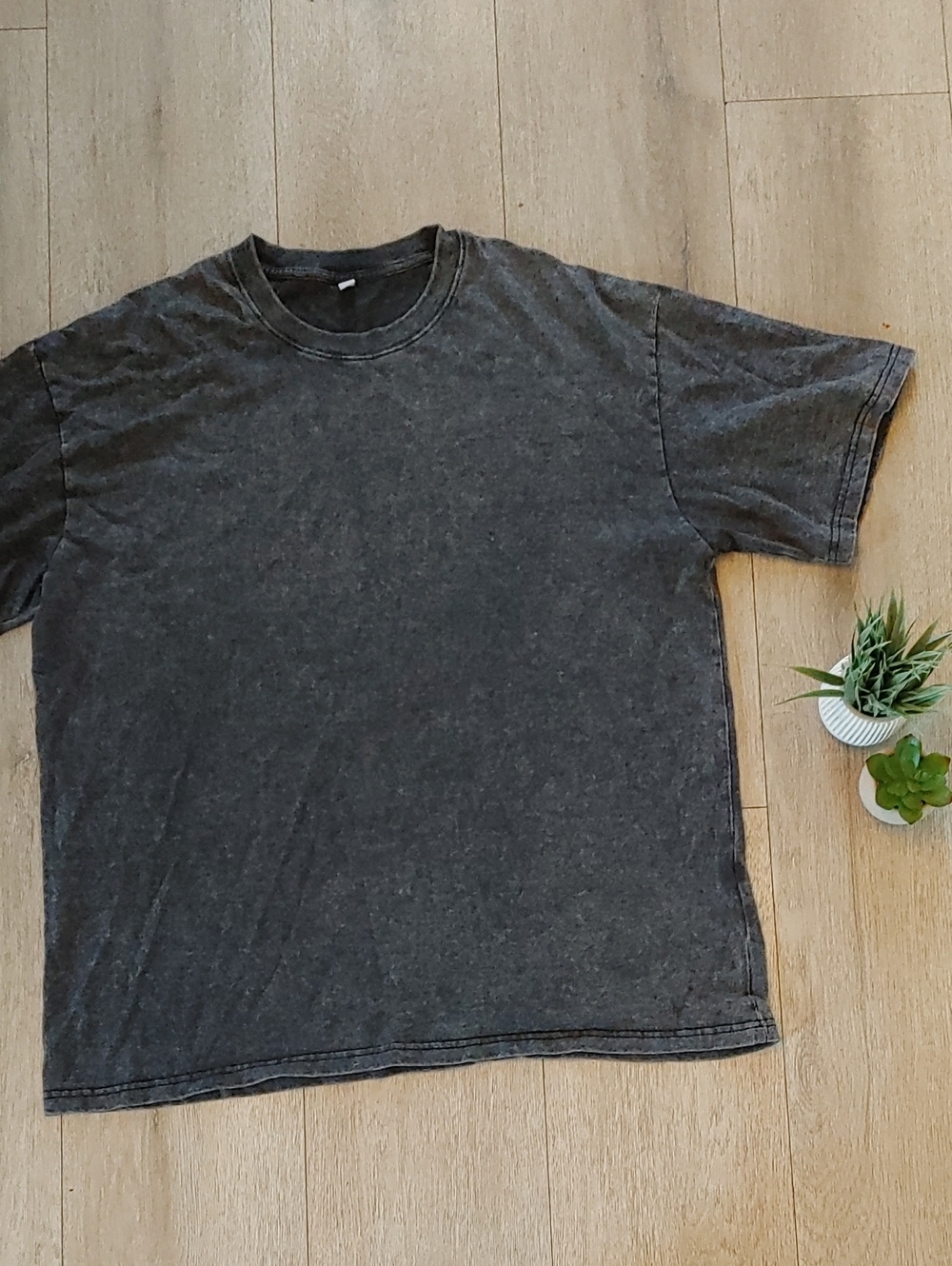 Men's Crew Neck T-Shirt - Charcoal Gray